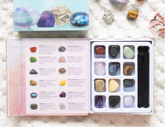 The Little Book of Crystal Healing Gift Set