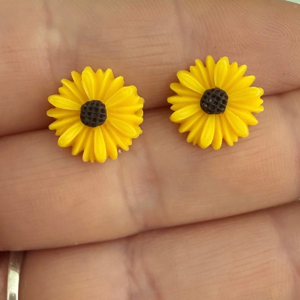 Sunflower Studs