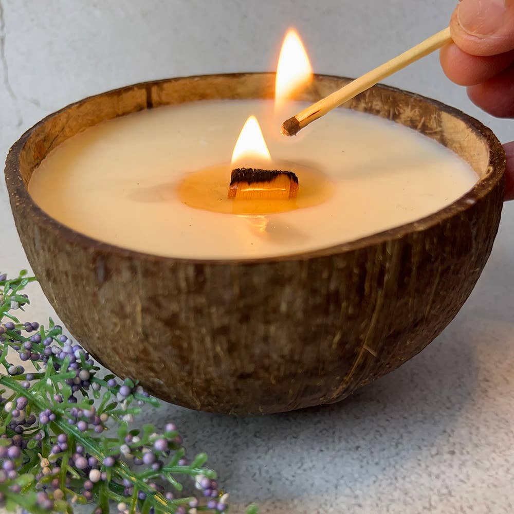 Coconut Shell Candle: Sea Spray