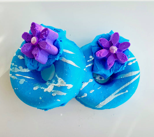 Parma Violet Flower Donut Bath Bomb with Bubble Bar Frosting