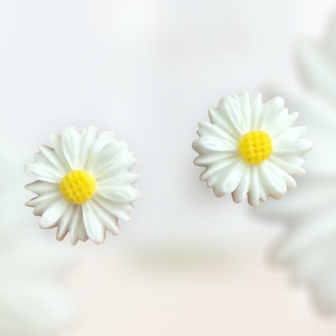 Daisy Stud Earrings