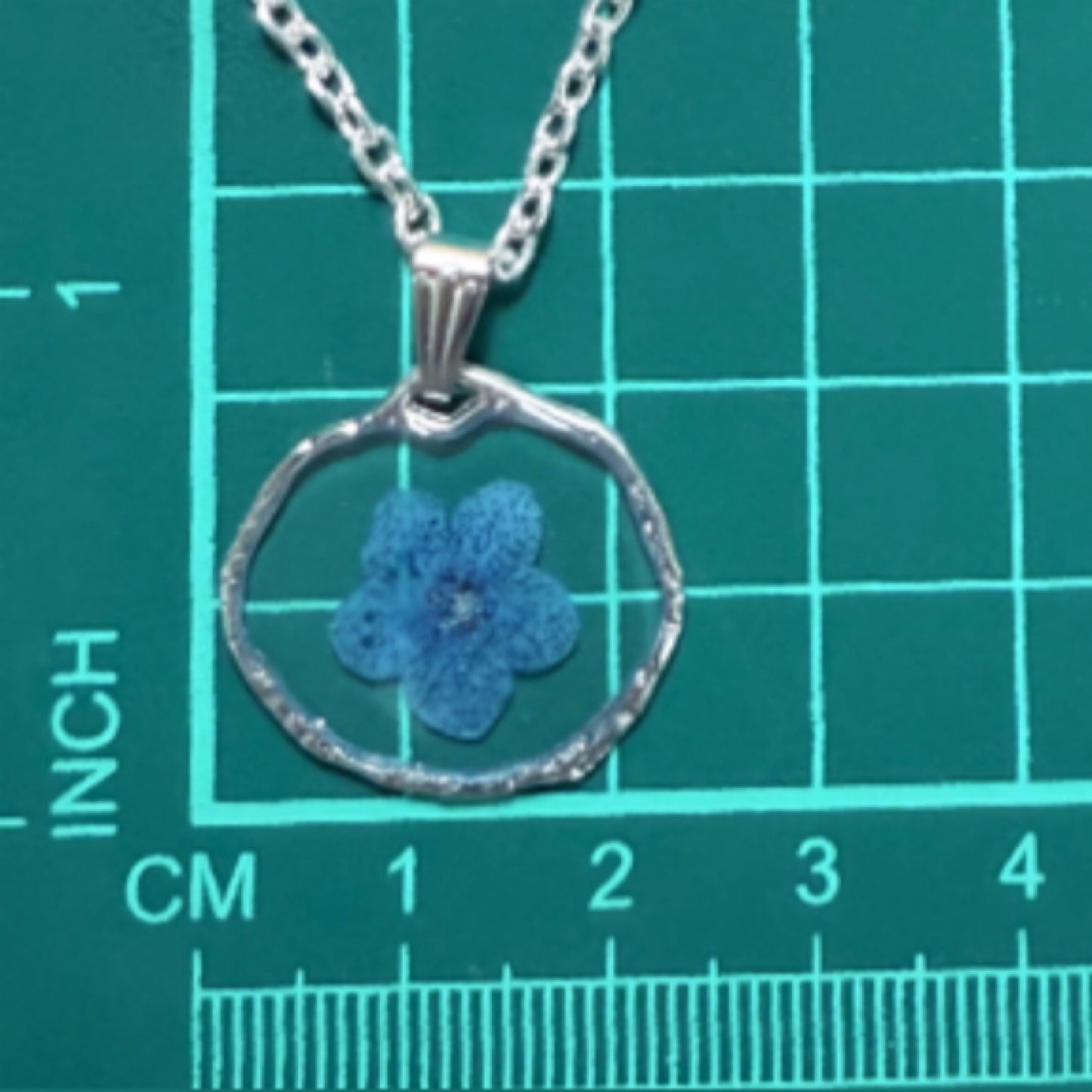 Mini forget-me-not necklace