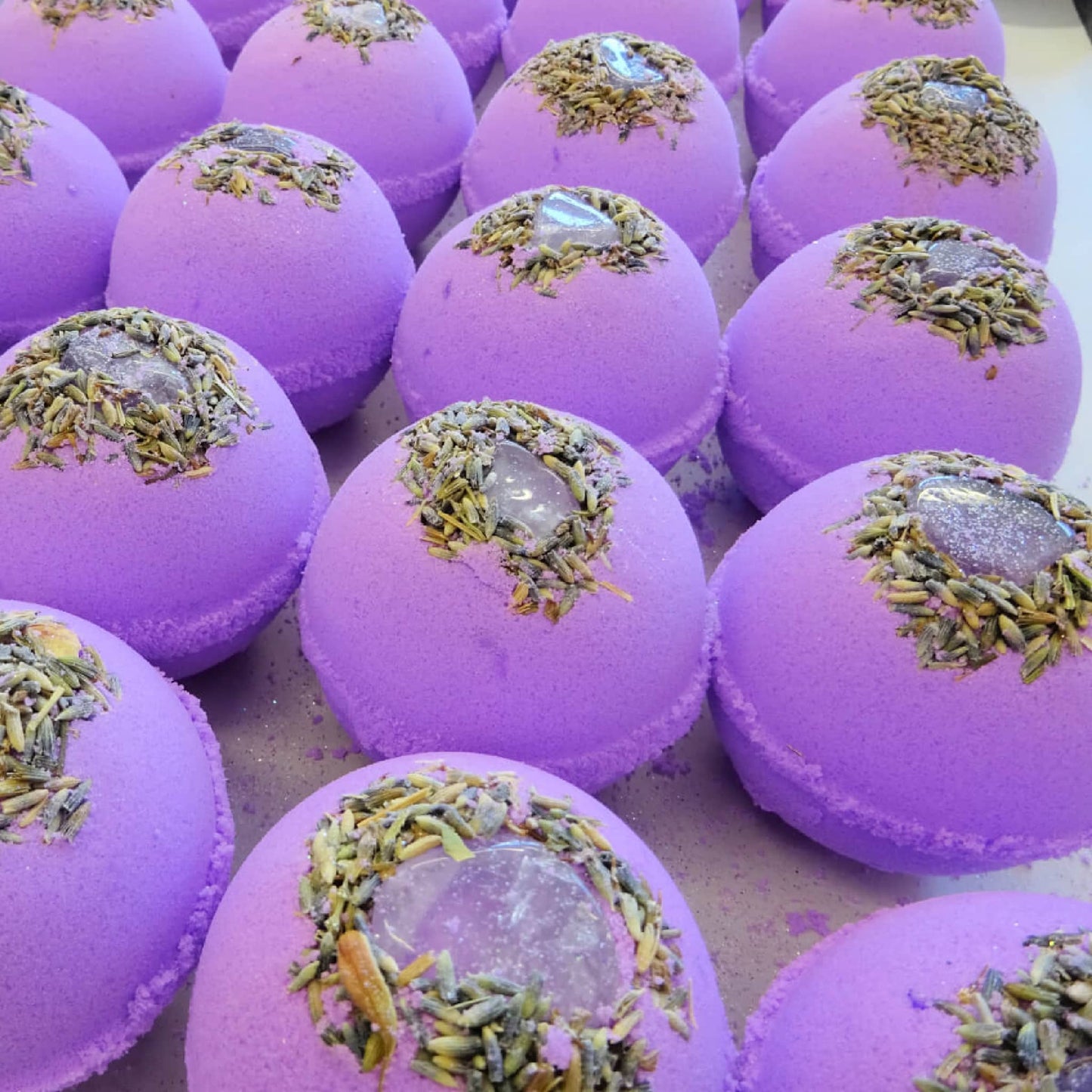 Amethyst Natural Crystal Dried Flowers Lavender Bath Bomb